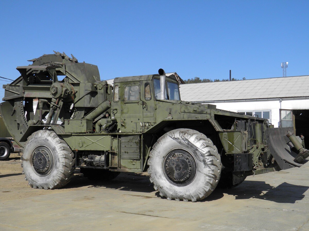 Рк 2 i. МАЗ-538 ПКТ-2. МАЗ 538 ПКТ. ТМК-2 траншейная машина. МАЗ-538 колесной тягач.
