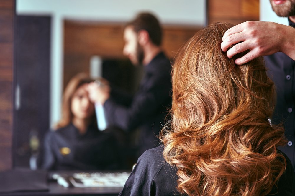 5 табу в окрашивании волос для женщин после 40 лет: разбираем на примере звезд