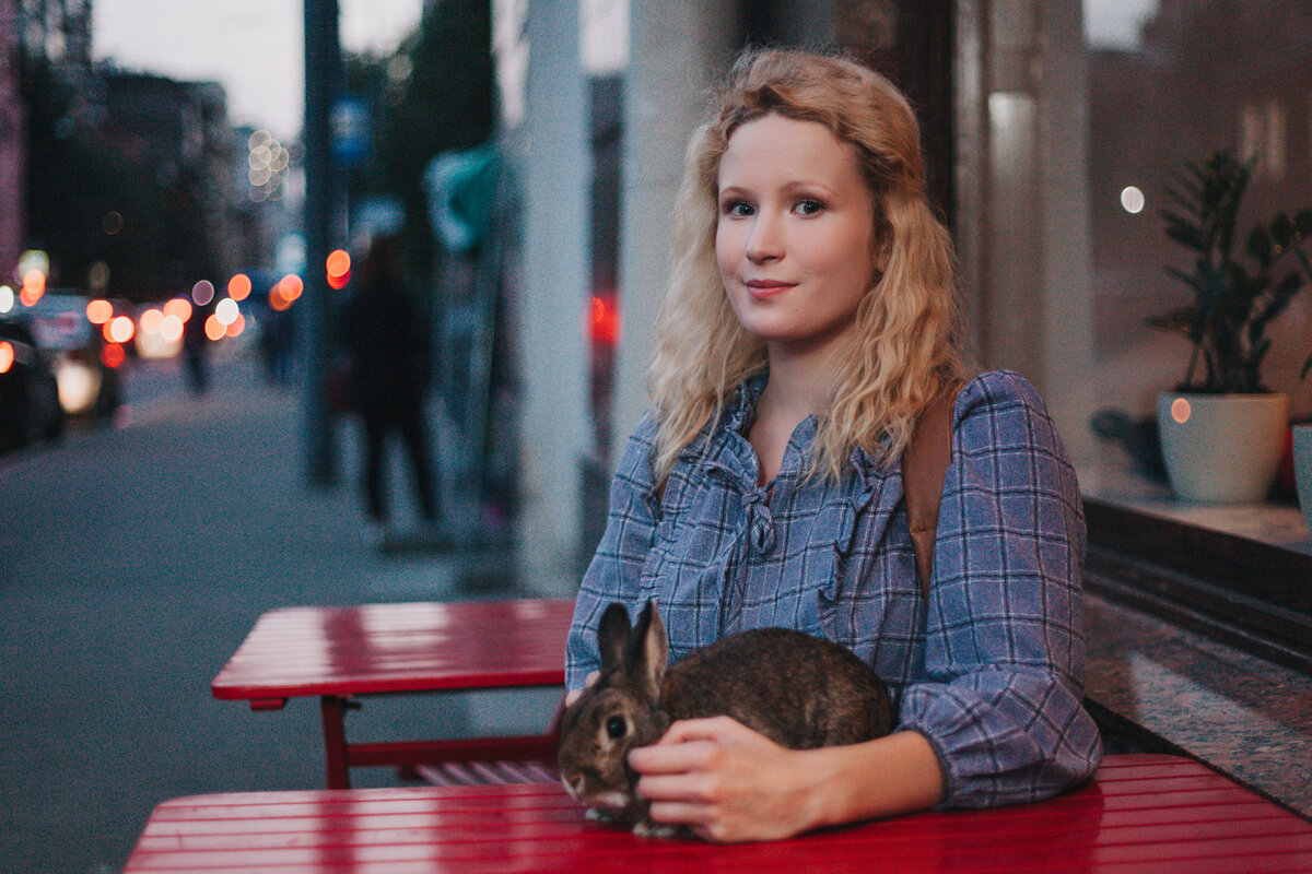 Это Монеточка.