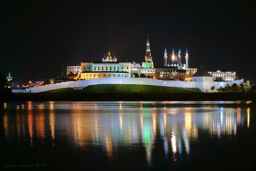Кремль казань фото ночью