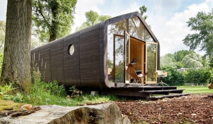 Картонный дом, который не боится холода и дождя и собирается за 1 день.