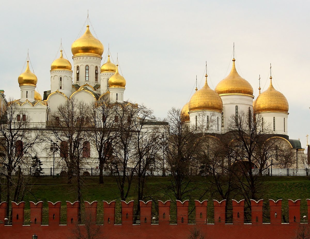 москва купола кремля