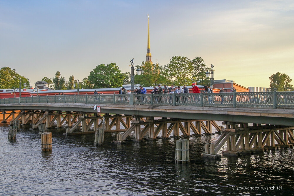 Петропавловская крепость мост