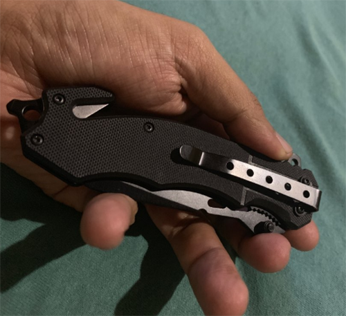 можно закрепить на ремень