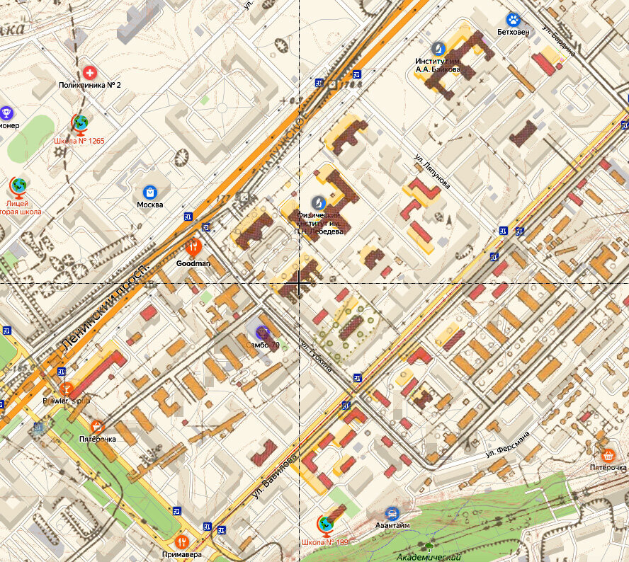 Внутриквартальный проезд между «Пятерочкой» и «Самбо-70» — это несостоявшаяся улица