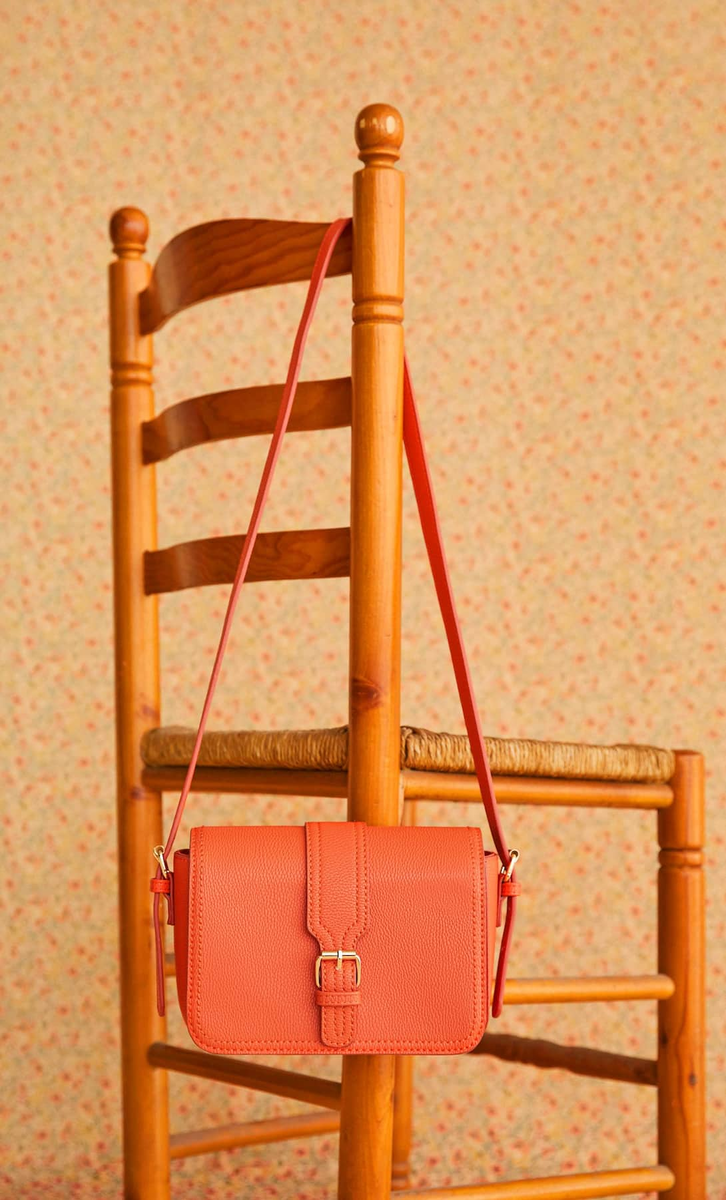 Cумка Stradivarius 1 799р