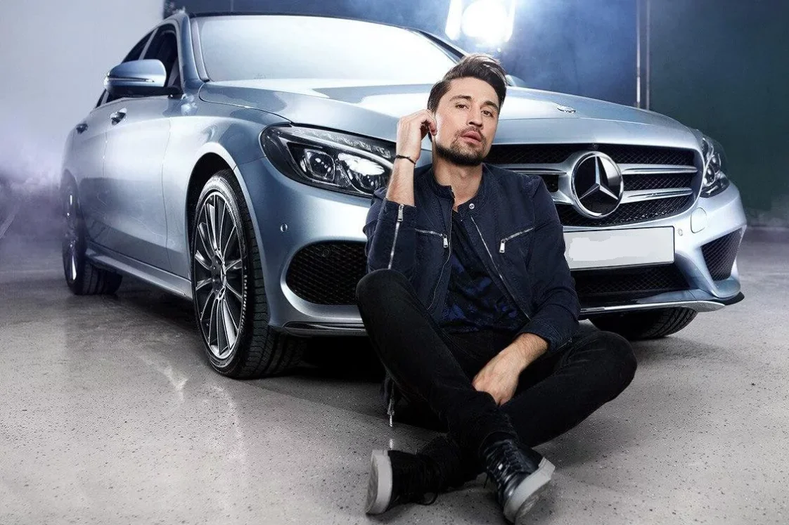 Машина Mercedes для Instagram