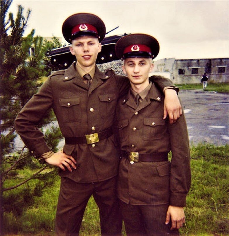 Справа: Сергей Бочкарёв.