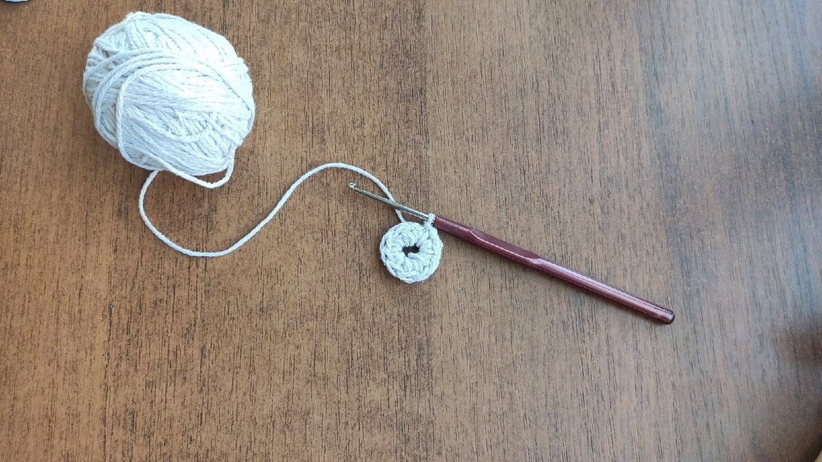 Листайте вправо