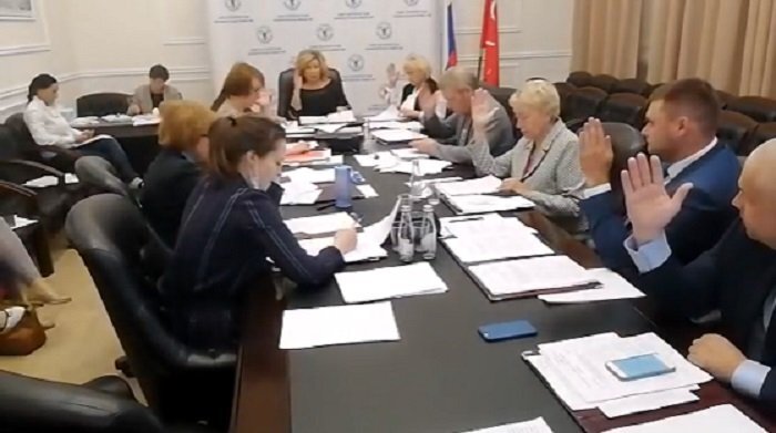 Заседание ГИК СПб 20 августа. Кадр из видео в ВК-группе ГИК СПб