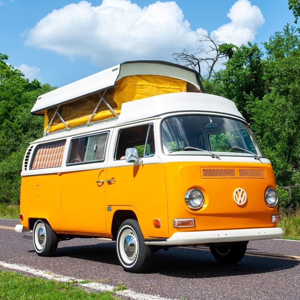 одно из первых поколения фото с Яндекс картинок