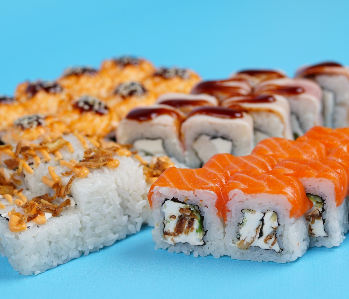 Блюда японской кухни от ресторана Milana Pizza