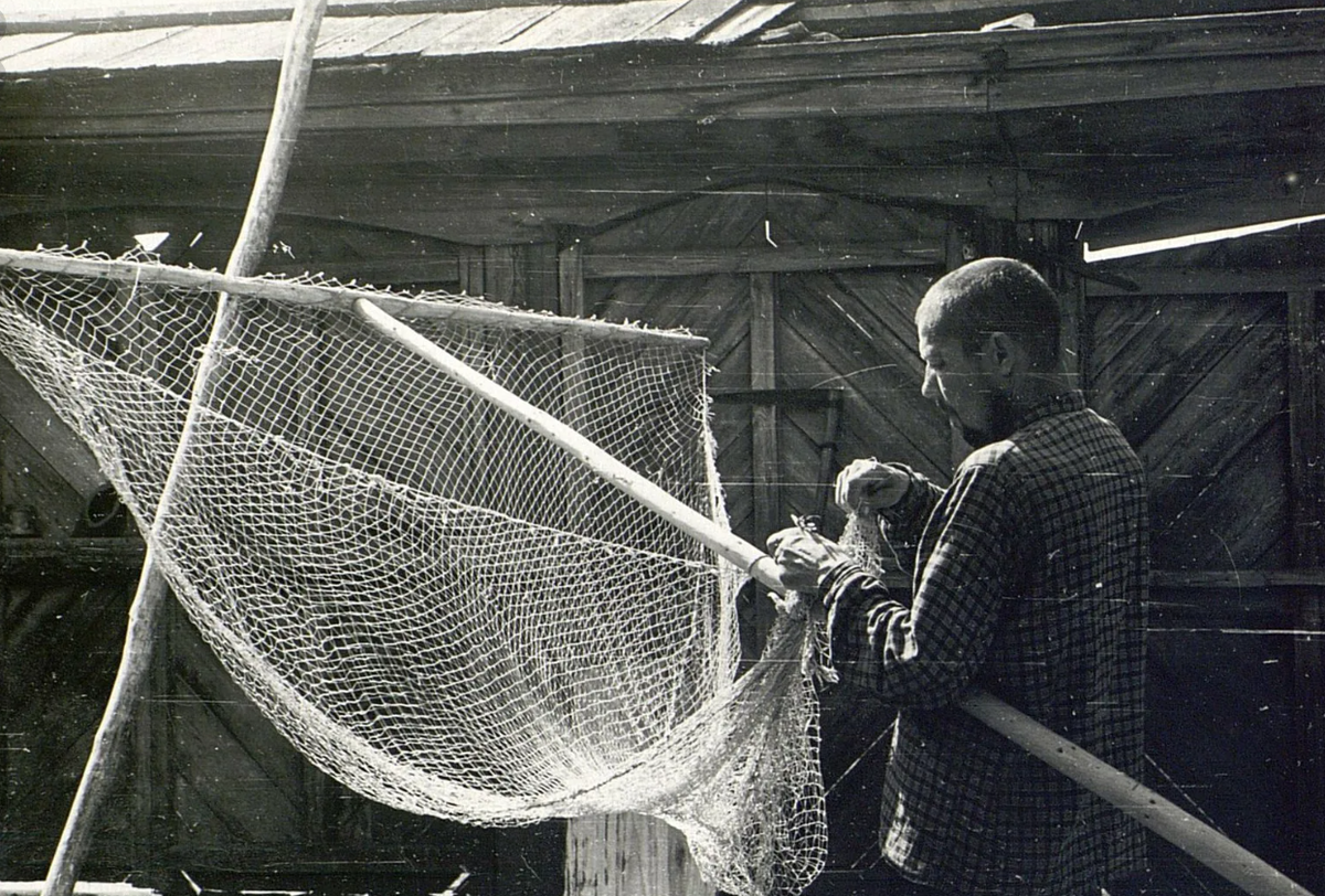 Рыболовная снасть наметка. Источник фото humus.livejournal.com