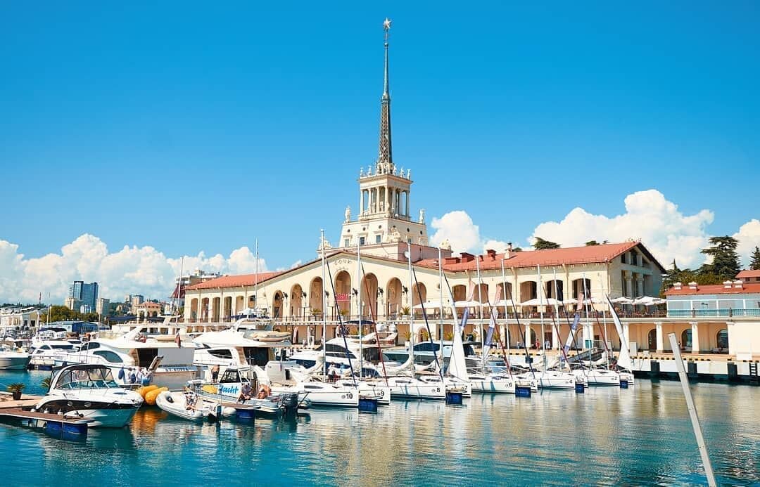 Морской порт Сочи. Фото www.pinterest.ru