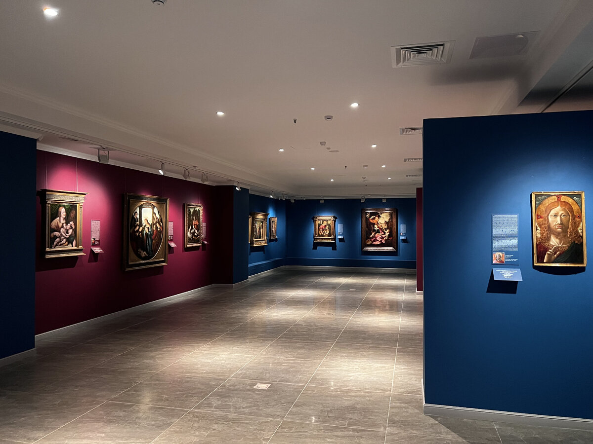 В Музее Христианской Культуры (Санкт-Петербург, переулок Лодыгина, 5) есть зал, посвящённый живописи эпохи Возрождения. История искусства этого периода начинается еще в Средние века.