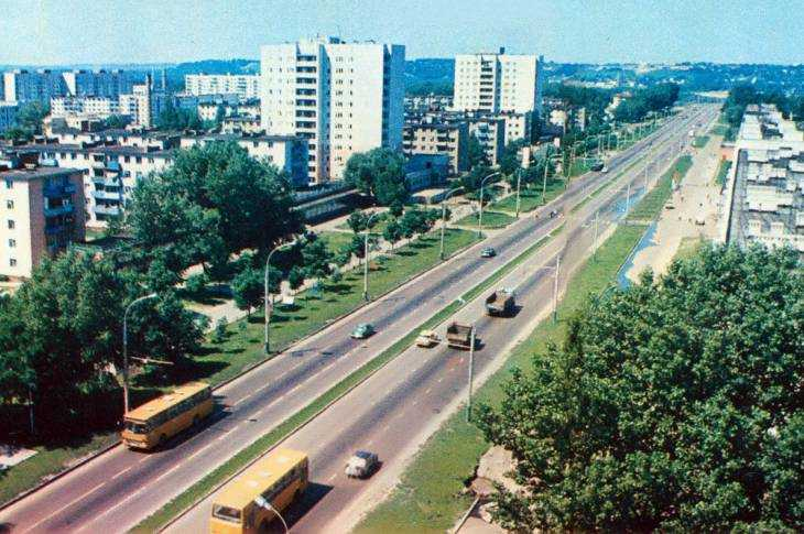 Брянск в СССР. Брянск проспект Ленина 80. Проспект Московский Брянск Бежица. Брянск Московский проспект в 90 годы.