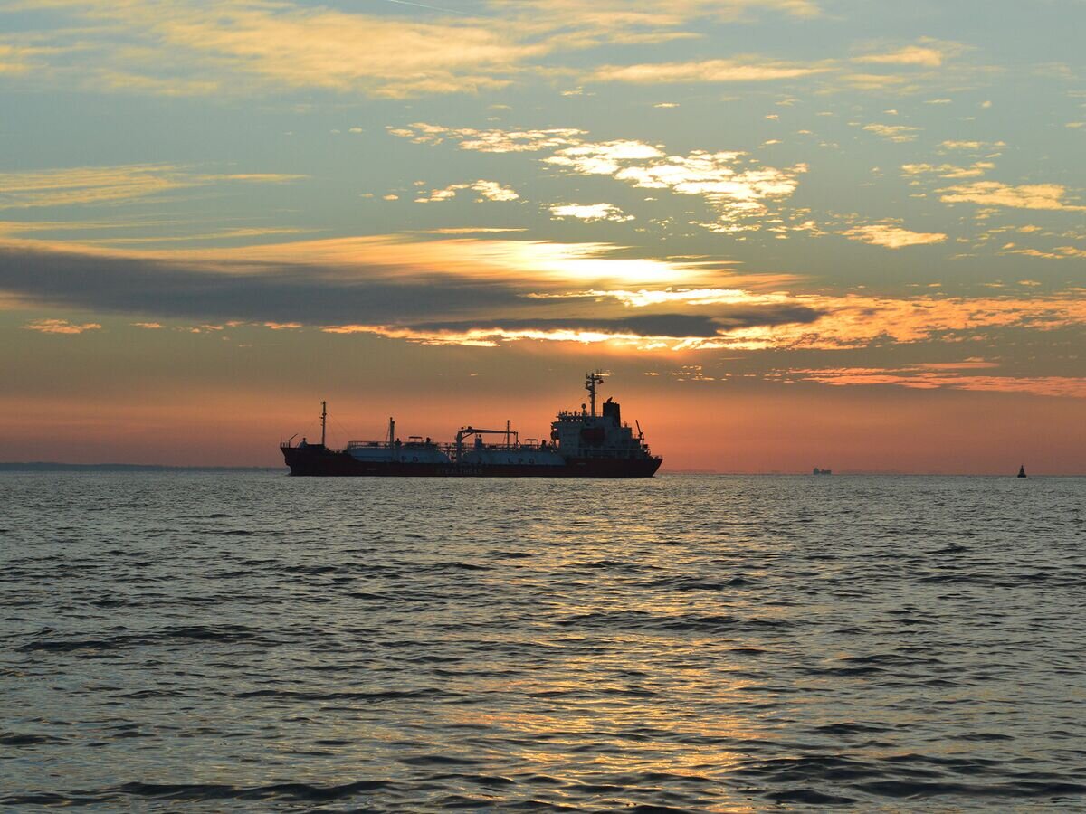    Нефтяной танкер.© Fotolia / lphoto