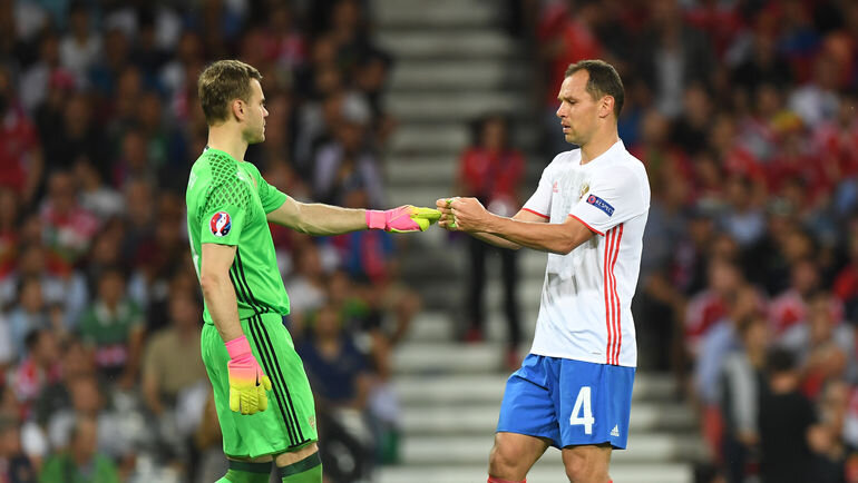 Акинфеев и Игнашевич. Фото из открытых источников сети Интернет