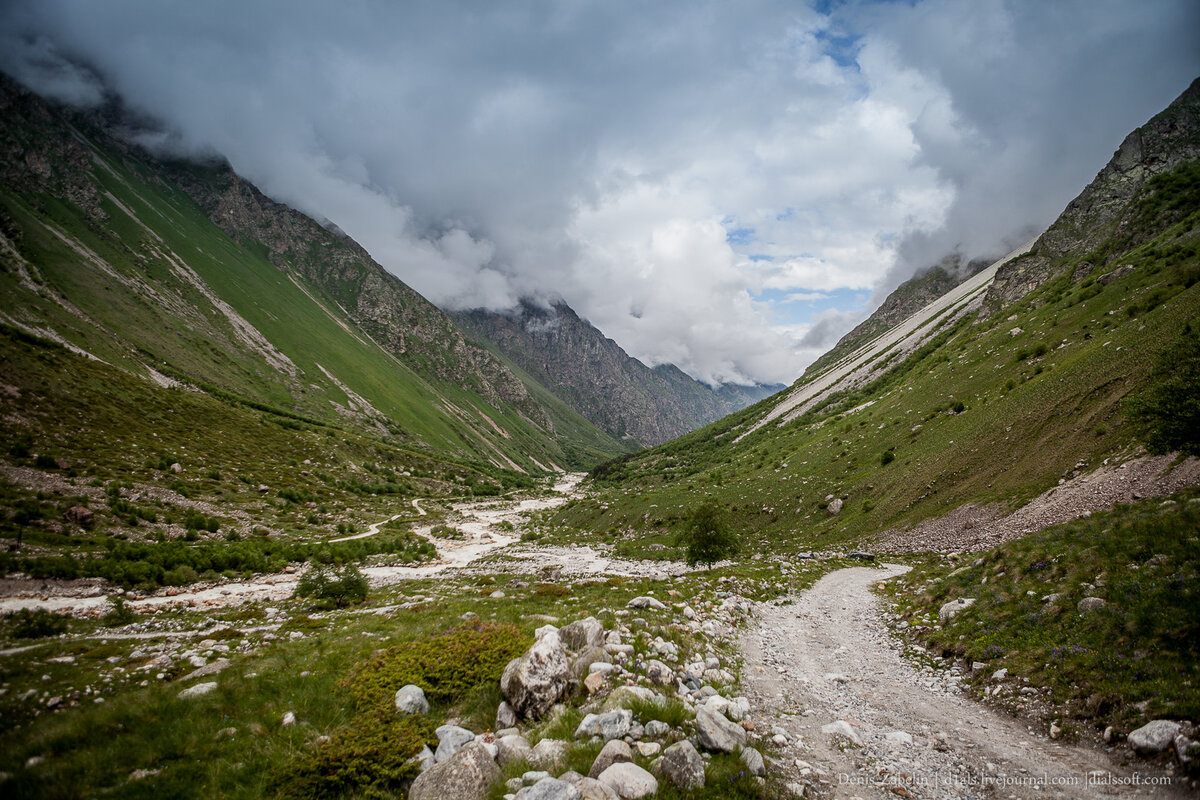 Ущелье Безенги Кабардино Балкария. Кавказ ущелье Безенги. Северный Кавказ Кабардино Балкария. Дорога на Безенги Кабардино-Балкария.