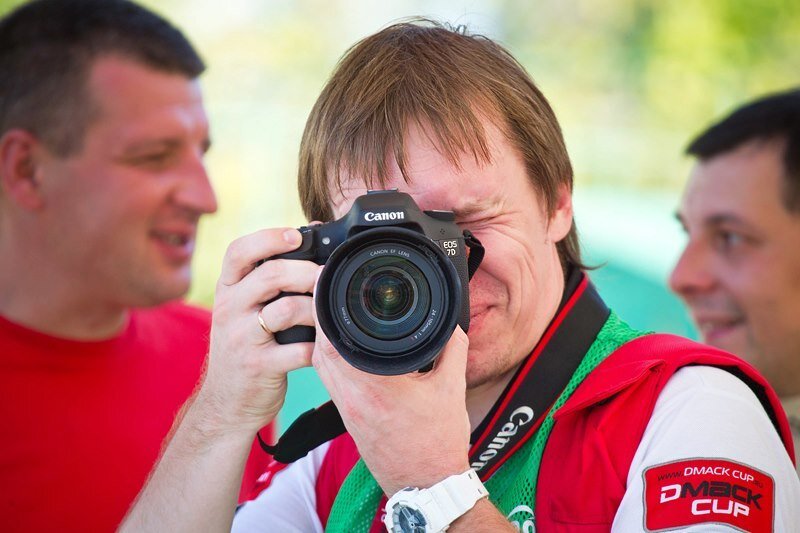 Это я спрятался за фотоаппаратом :)