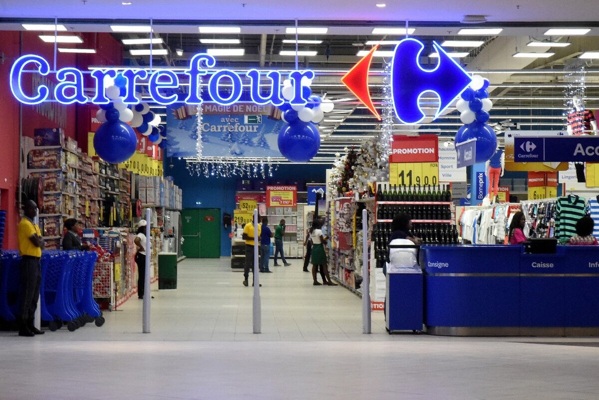 Французская торговая группа Carrefour запустила мобильное платежное приложение Carrefour Pay, которое позволяет осуществлять расчеты в магазине.