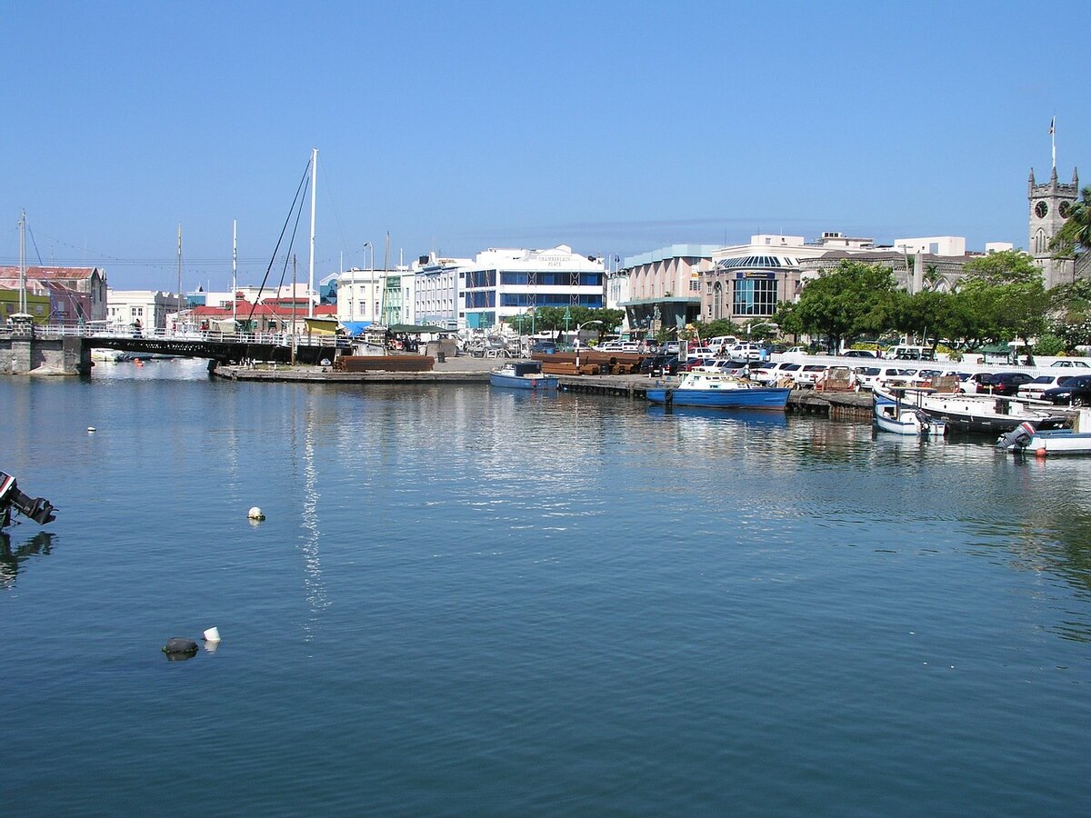 Bridgetown. Кингсбридж Барбадос гавань. Порт Бриджтауна. Бриджтаун сейчас фото. 30 Ноября Барбадос.