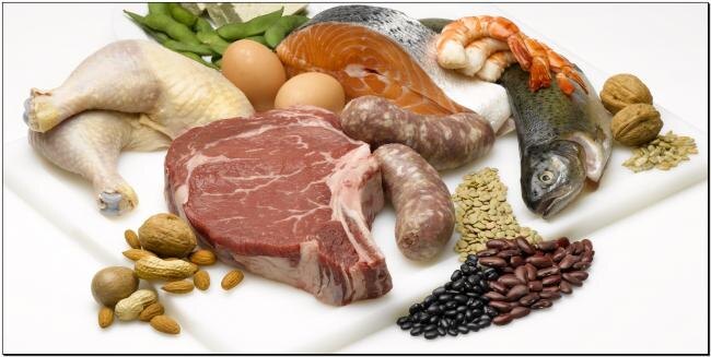 
Важность аминокислот не может быть преувеличена, когда дело касается тела. Они объединяются вместе для образования белка, который часто называют строительным блоком мышц. Белок также играет роль в коже, волосах и прочности ногтей, восстановлении клеток и иммунной функции. Цель сбалансированной диеты состоит в том, чтобы получить все необходимые аминокислоты из пищи, которую вы едите. Знание немного больше о них поможет вам достичь этой цели.