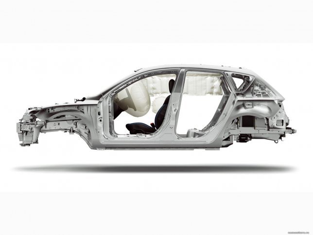  
Кузов легкового автомобиля это основная часть авто, что предназначена для безопасного и комфортабельного вмещения людей, груза, и для крепления к нему нужных узлов и устройств автомобиля, к примеру: двигатель с трансмиссией, ходовая часть, топливный бак и другие вспомогательные системы.
