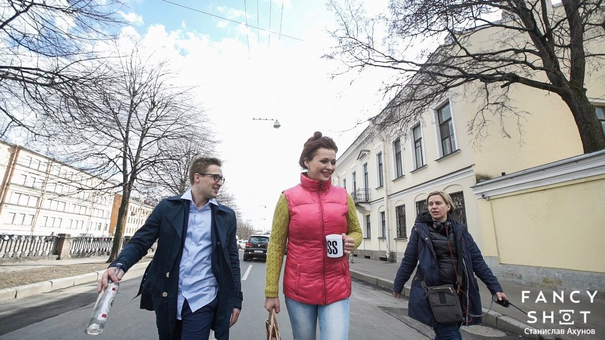 Клип в питере. В Питере пить Ленинград. В Питере пить фото. В Питере пить клип. Петр клипа.