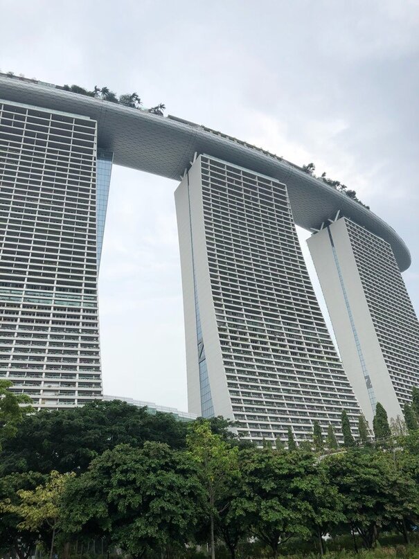                                          Отель  Marina Bay Sands