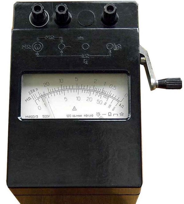 Стрелочный мегаомметр