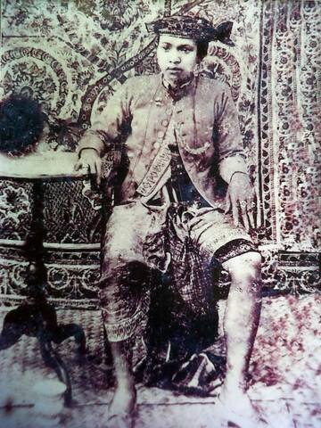 Раджа Агунг