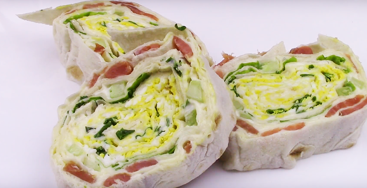 рулет из лаваша, рулет из лаваша с красной рыбой, рулет на новый год