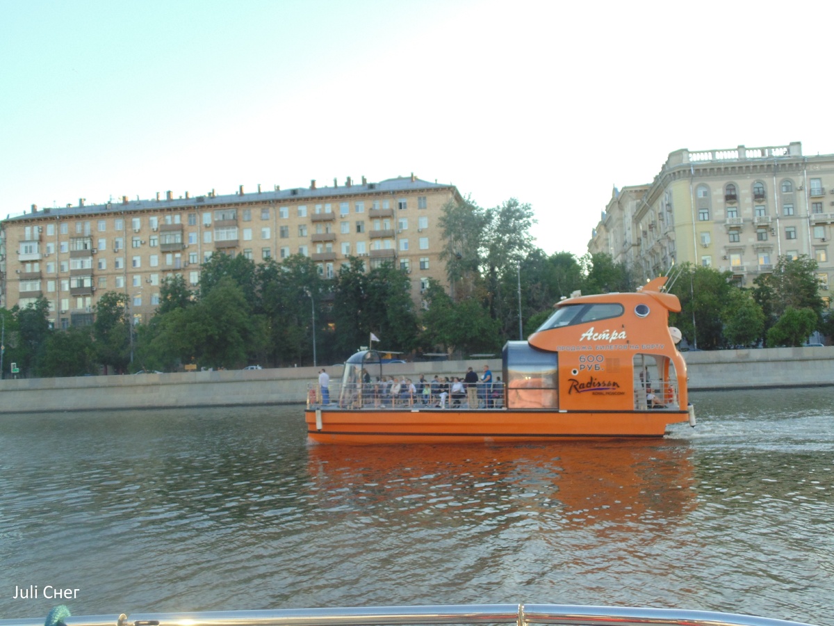 Речной трамвайчик