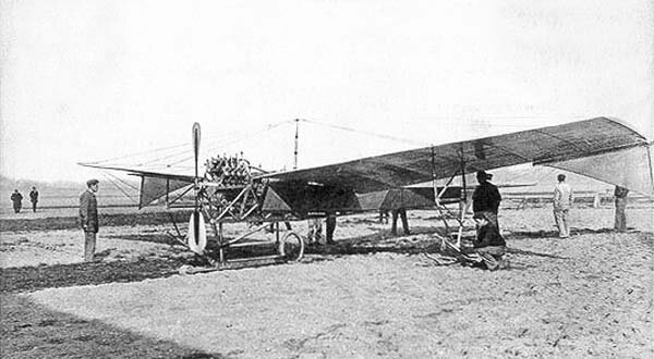 Самолет "Антуанетт IV"