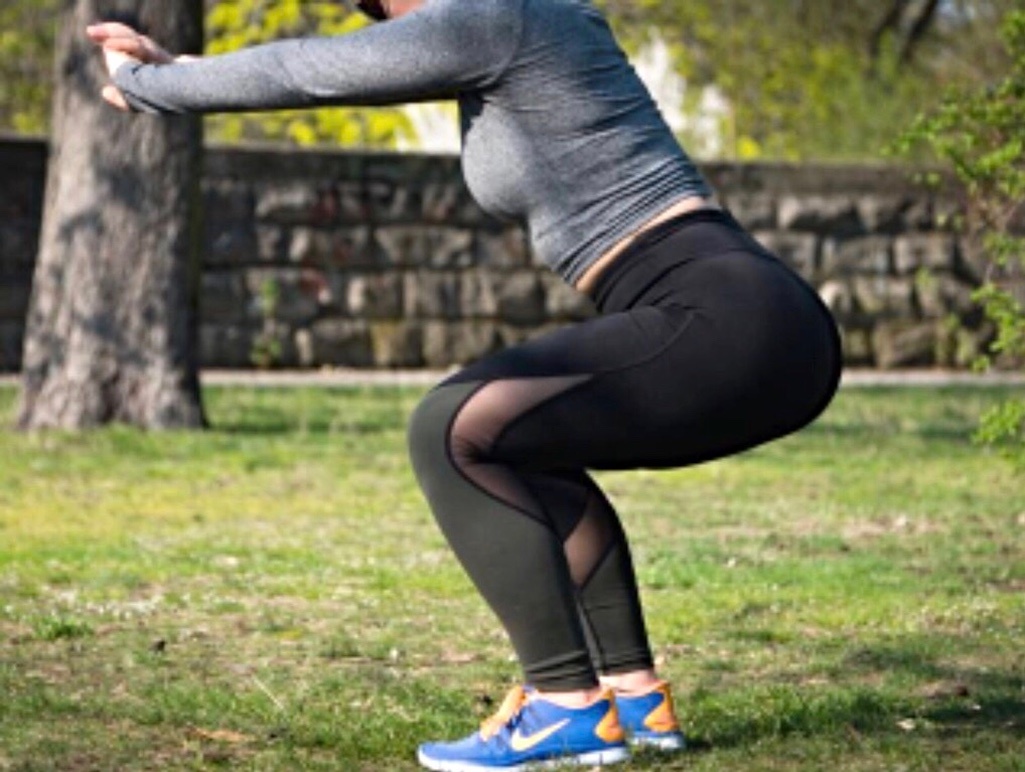 Как делать глубокие приседания и не навредить себе. Фото: unsplash.com