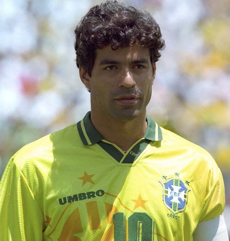 рай соуза виейра де оливейра фото. раи соуза виейра ди оливейра. раи соуза виейра ди оливейра. бразилец раи. раи соуза виейра ди оливейра.