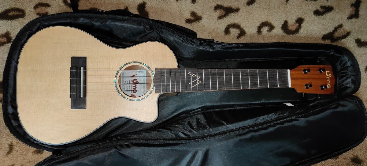 Укулеле Uma UK-16sc, фото Kaminari