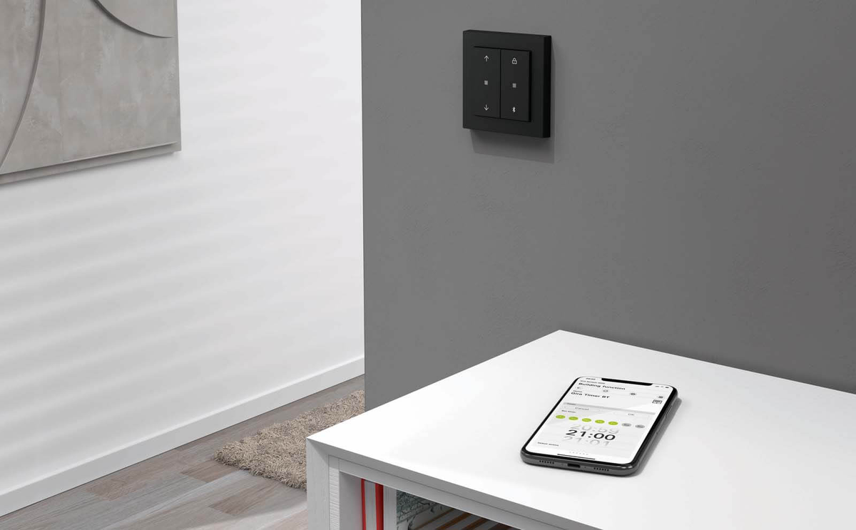 Gira X1, Alexa и Sonos: умное трио