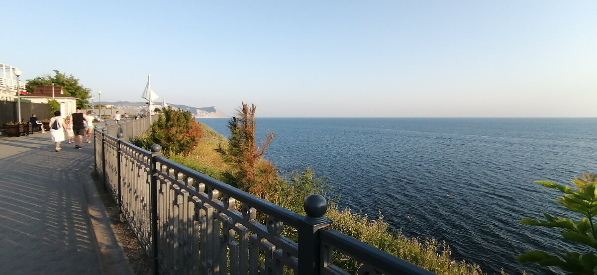 Анапа, Набережная. Фото автора. 