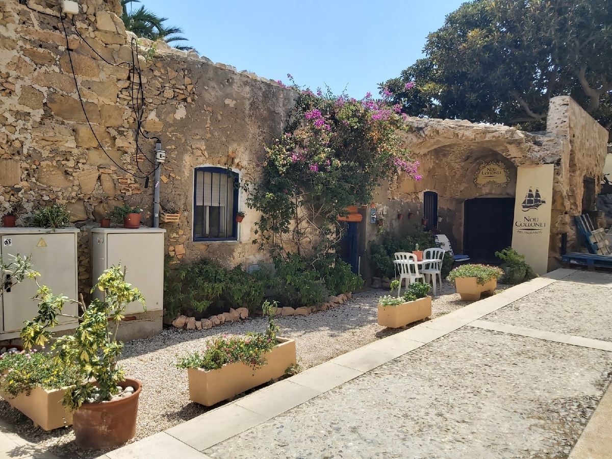 Остров Табарка