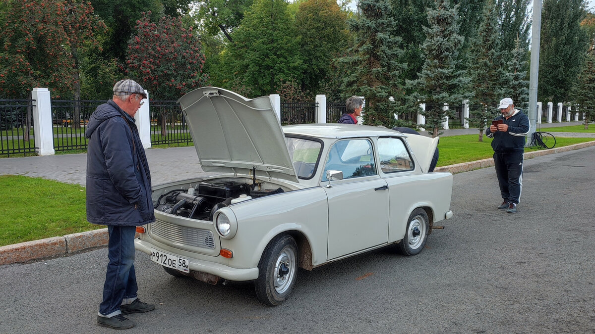 Trabant 601 РІРѕРµРЅРЅС‹Р№