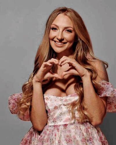 Та самая блогерша по имени Марта Рентель