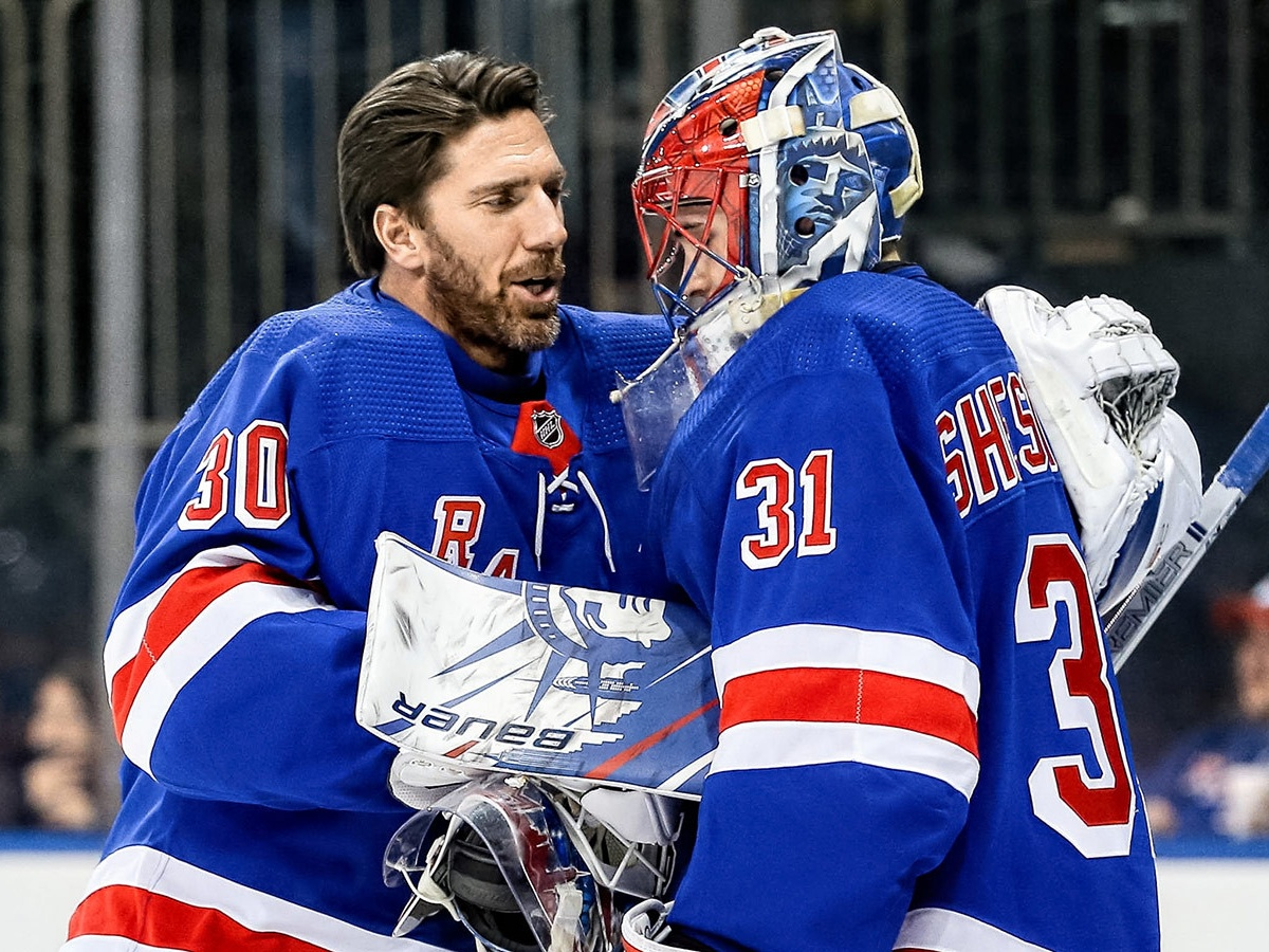 Старое поколение передает эстафету новому - Лундквист и Шестеркин.