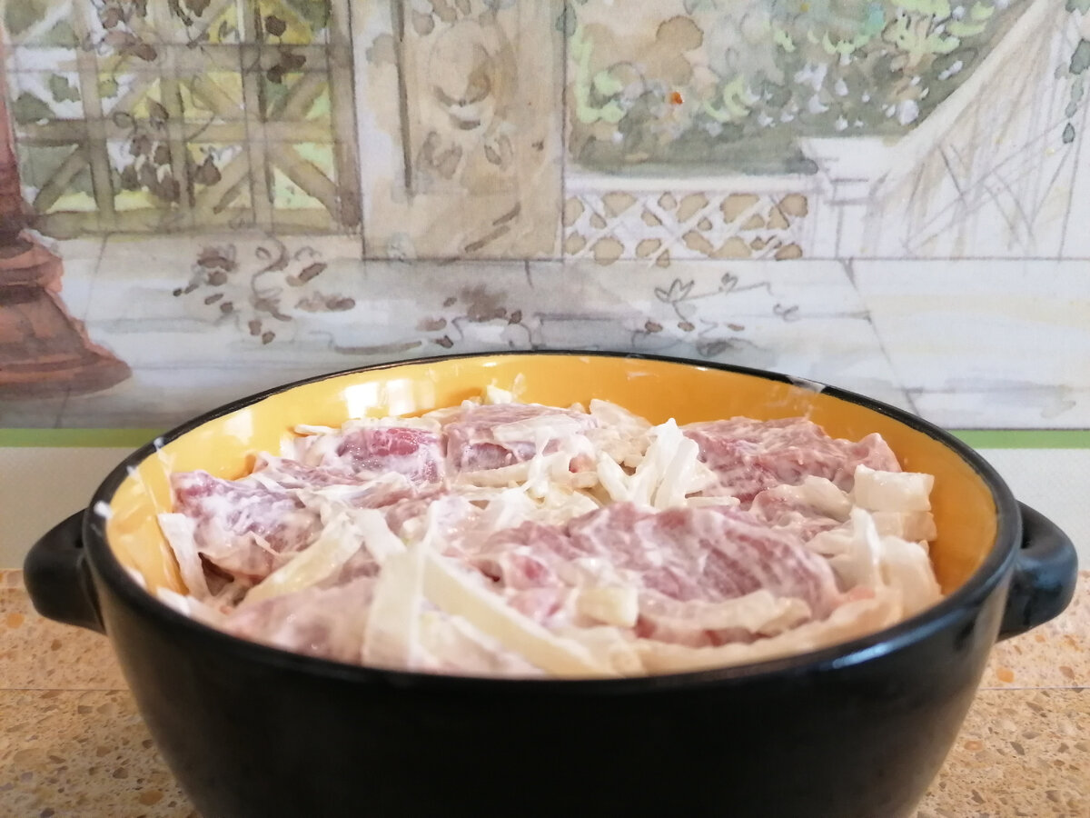 Рецепт: Свинина, тушенная с овощами в мультиварке | POLARIS