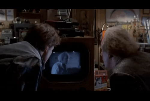 Заимствовано: https://thumbs.gfycat.com/AgreeableUnknownAzurevase-size_restricted.gif