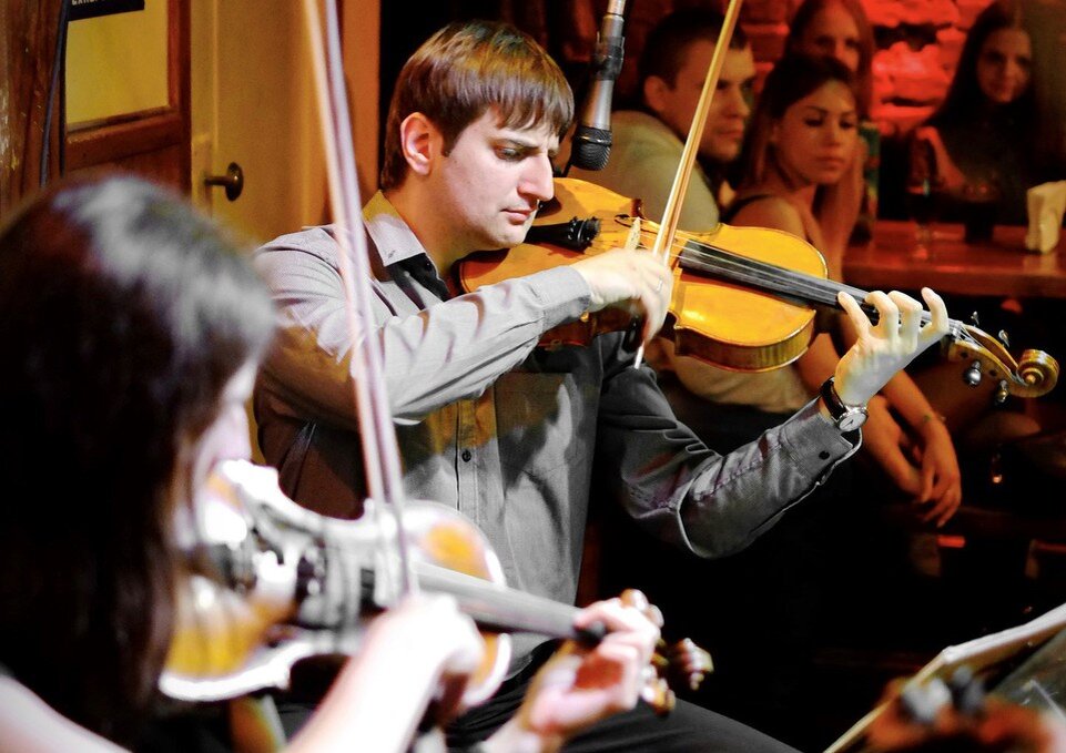    В Ульяновске во Владимирском саду выступит «Симфонический квартет «Вивальди» | ФОТО: группа в ВК НУТРЬ БАР