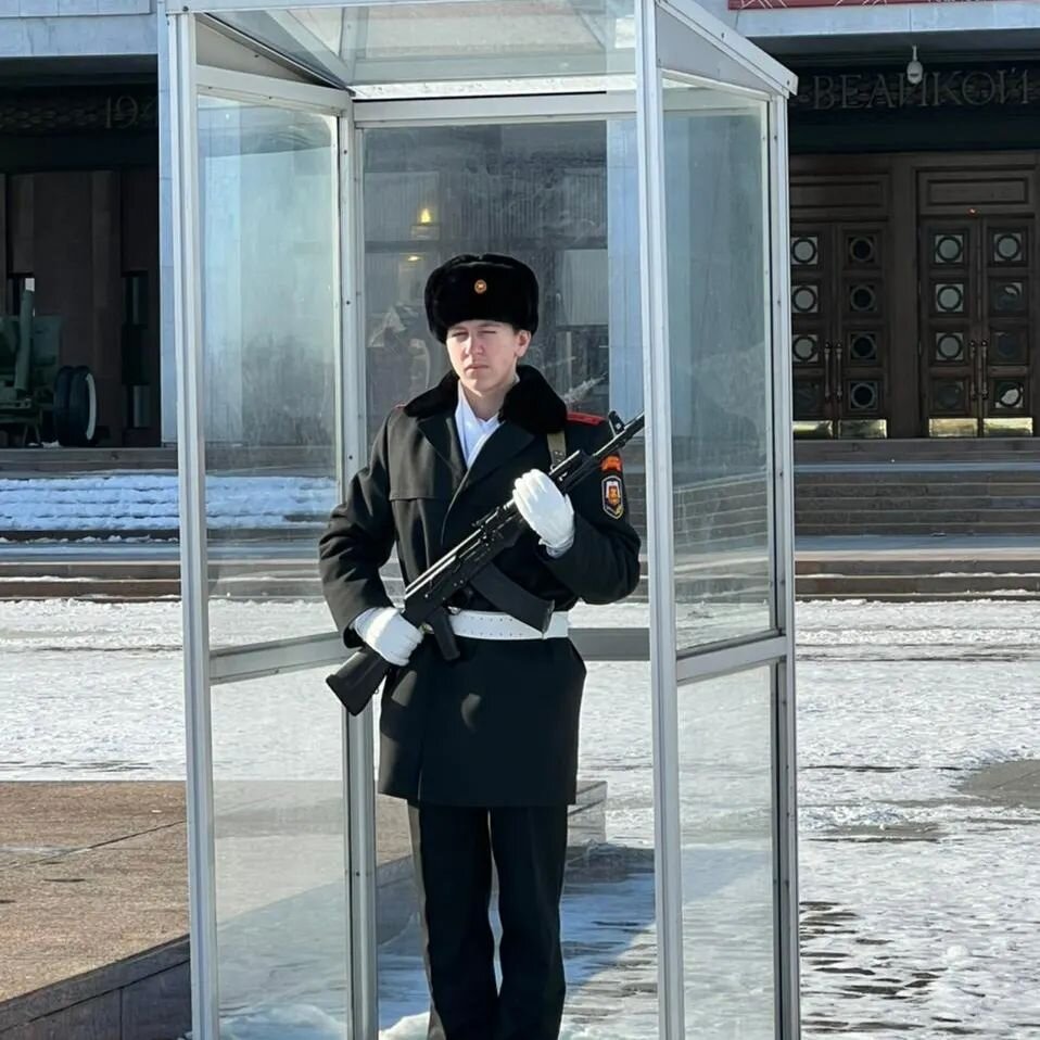 Почетный караул на Поклонной горе