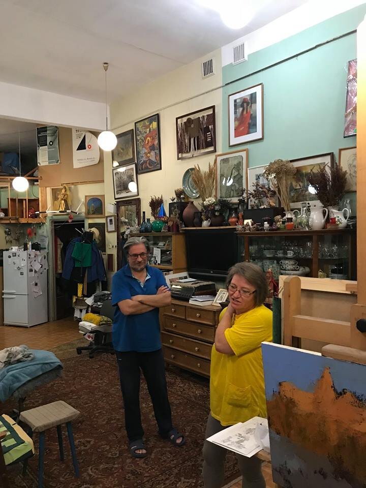 Художники Борис и Ольга Самосюк в своей мастерской