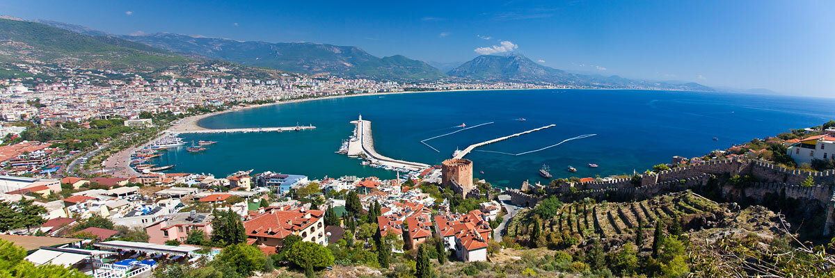 Аланья (Турция). Аланья панорама города. Анталия панорама. Турция Анталья панорама города.